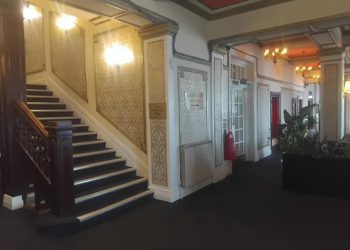 Savoy (Adults Only)Airport Hotel