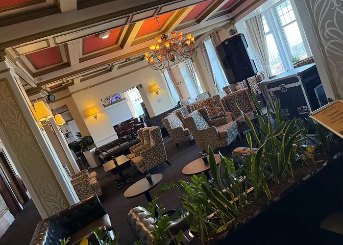 Savoy (Adults Only)Airport Hotel